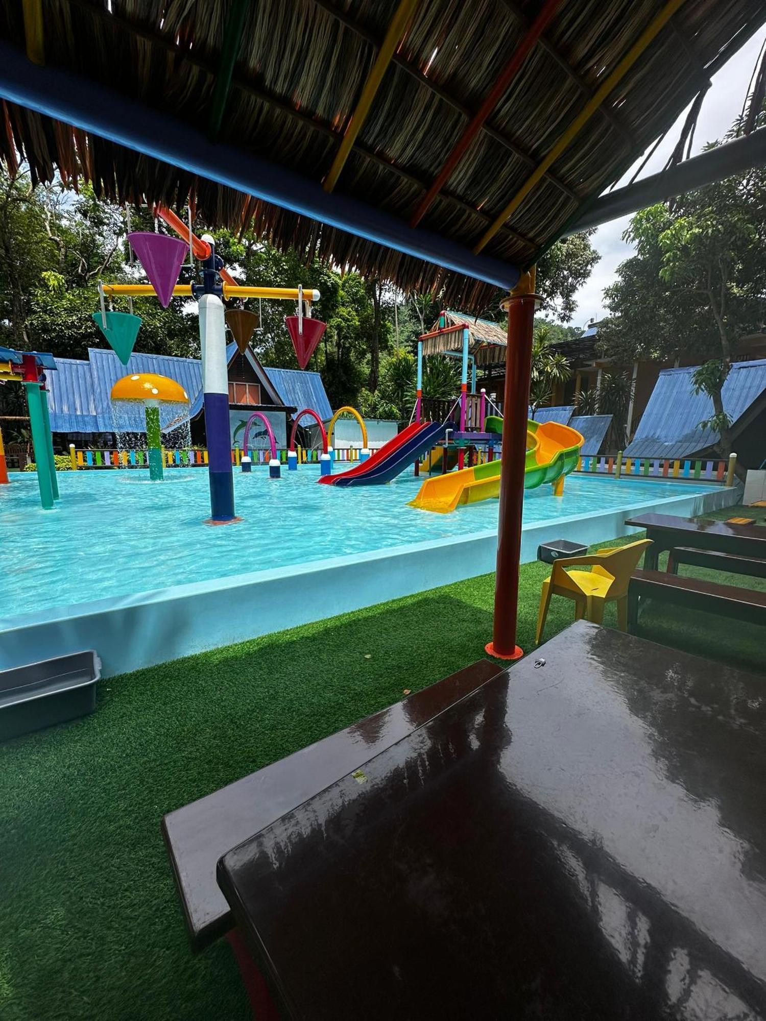 Shari-La Perhentian Island Resort Kampong Pasir Panjang  Екстериор снимка