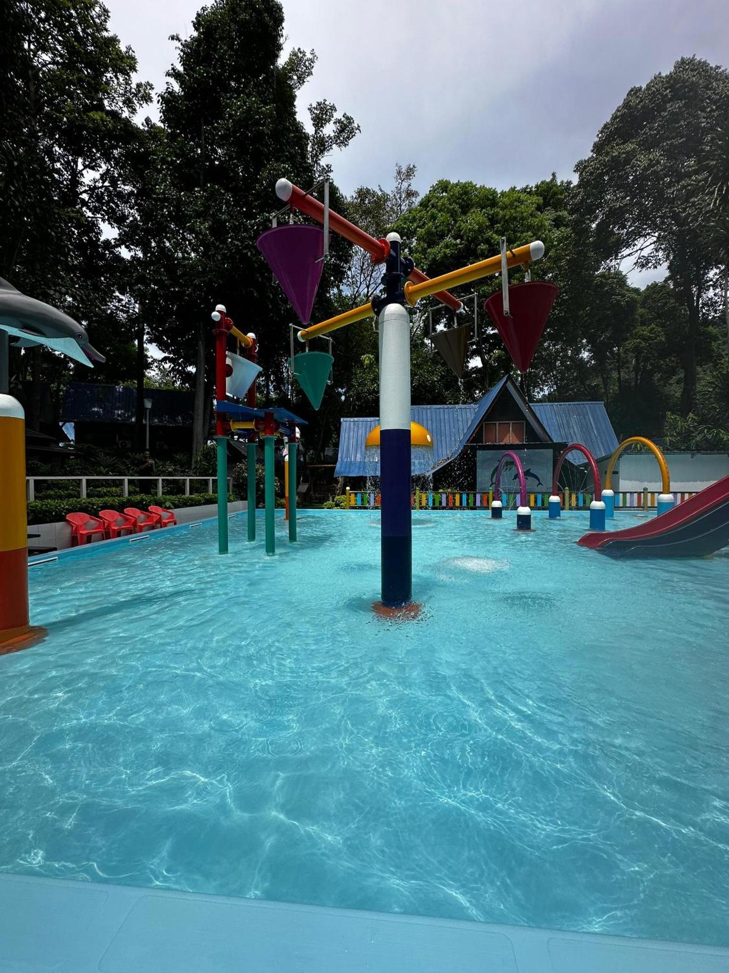 Shari-La Perhentian Island Resort Kampong Pasir Panjang  Екстериор снимка